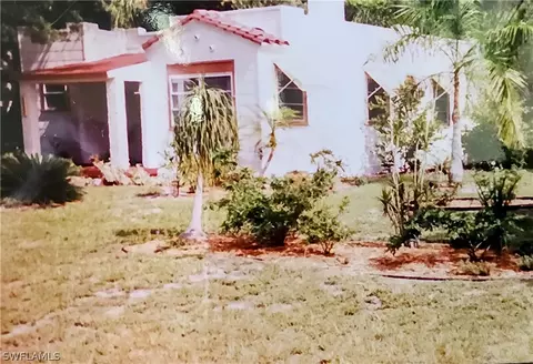 1522 Poinciana Ave, Fort Myers, FL 33901
