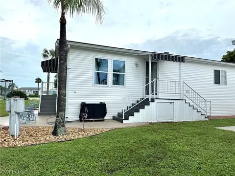 20191 Cobblestone Ct, Estero, FL 33928 photo 3