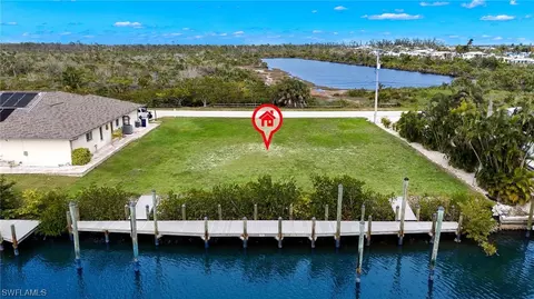 3831 Galt Island Ave, Saint James City, FL 33956