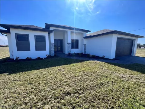 4306 NW 34th Ln, Cape Coral, FL 33993