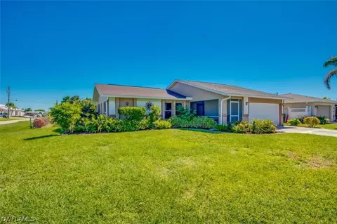 3015 SE 5th Pl, Cape Coral, FL 33904