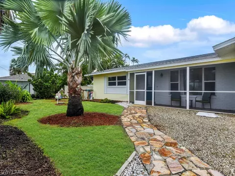 4112 SE 10th Pl, Cape Coral, FL 33904