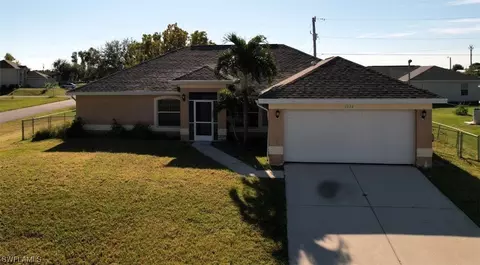 1938 NE 20th St, Cape Coral, FL 33909