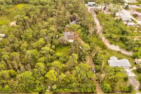 2880 N 2nd St, North Fort Myers, FL 33917