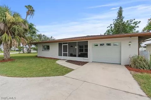 1453 Xavier Ave, Fort Myers, FL 33919