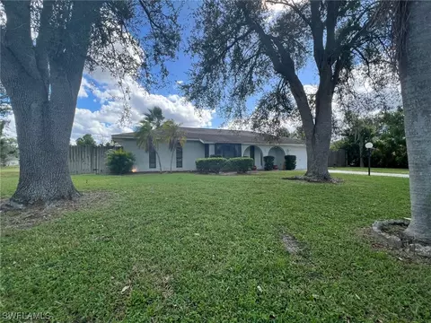 1422 Caywood Cir S, Lehigh Acres, FL 33936