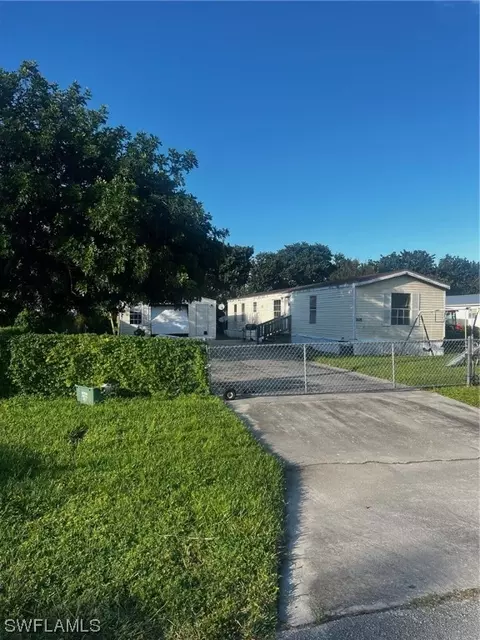 828 Redish Cir, Clewiston, FL 33440