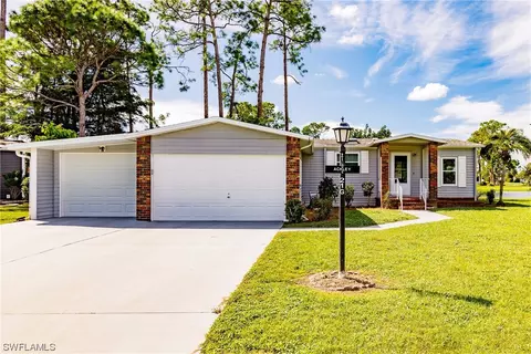 19679 Eagle Trace Ct, North Fort Myers, FL 33903
