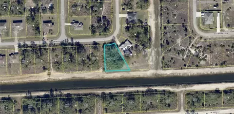 755 Longbow Ln, Lehigh Acres, FL 33972