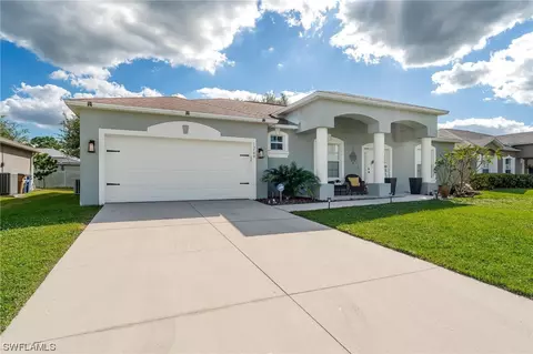 15744 Sunny Crest Ln, Fort Myers, FL 33905