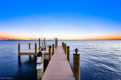 558 Coral Dr, Cape Coral, FL 33904