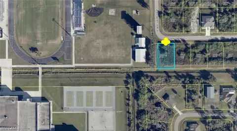 834 Apartment St E, Lehigh Acres, FL 33974