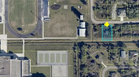 838 Apartment St, Lehigh Acres, FL 33974
