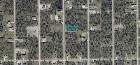 910 Oak Ave, Lehigh Acres, FL 33972