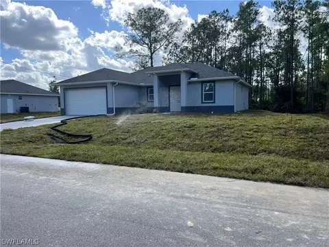 1105 W 13th St, Lehigh Acres, FL 33972