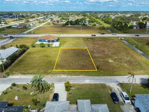 4302 24th St SW, Lehigh Acres, FL 33976