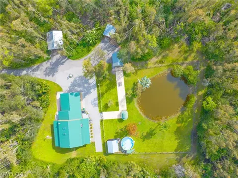 15780 Shamrock Dr, Fort Myers, FL 33912