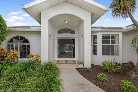1828 SW 45th Ln, Cape Coral, FL 33914