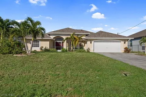 210 NW 19th Pl, Cape Coral, FL 33993