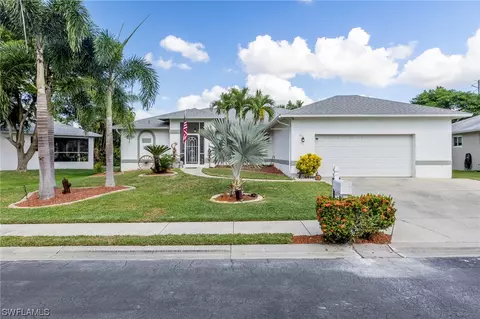 8812 Bracken Way, Fort Myers, FL 33908