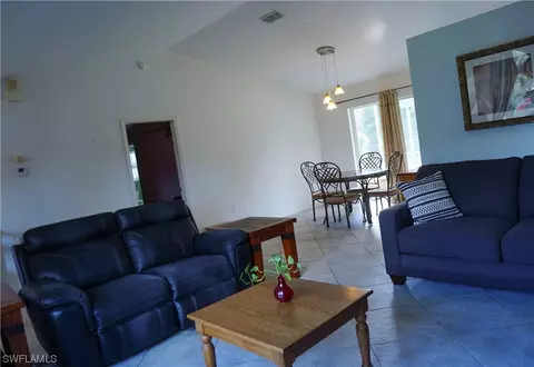 737 Grove Dr, Naples, FL 34120 photo 4