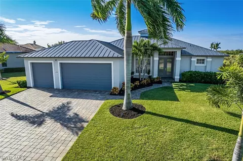 11783 Royal Tee Cir, Cape Coral, FL 33991