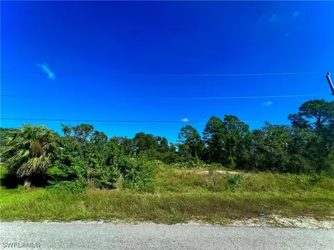 3206 2nd St W, Lehigh Acres, FL 33971