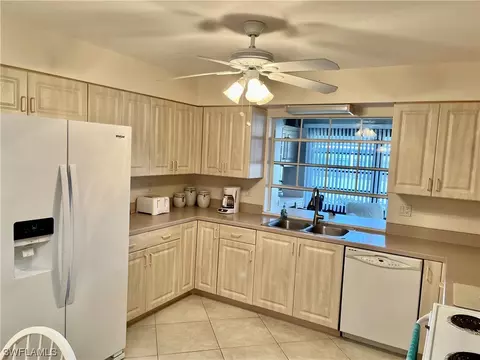 1335 S Brandywine Cir, Fort Myers, FL 33919