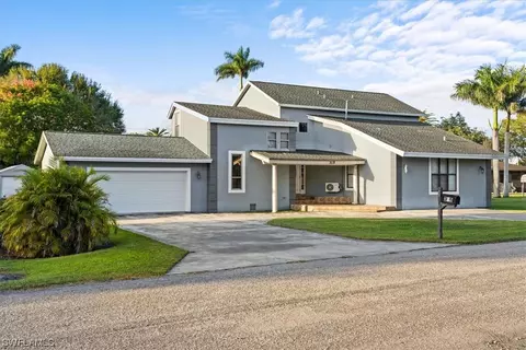 315 W Crescent Dr, Clewiston, FL 33440