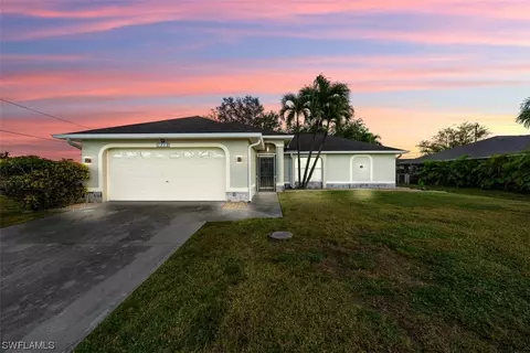 1713 NE 4th Ave, Cape Coral, FL 33909