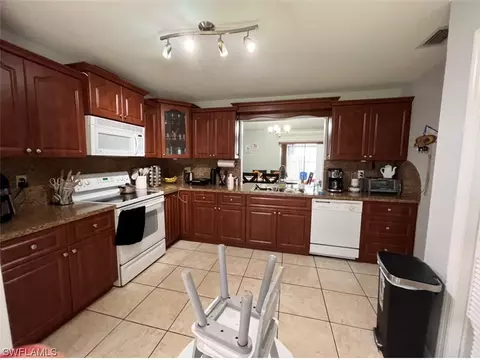4225 31st Pl SW, Naples, FL 34116