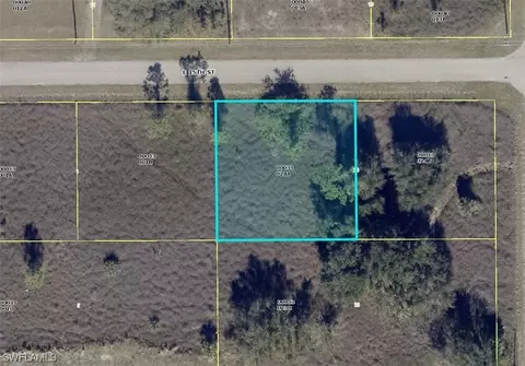 3804 E 15th St, Lehigh Acres, FL 33972