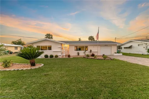 5122 Rutland Ct, Cape Coral, FL 33904