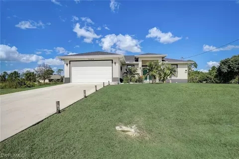 3600 73rd St W, Lehigh Acres, FL 33971