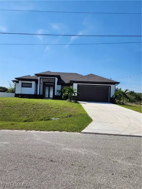 1727 Cornell Ave N, Lehigh Acres, FL 33971
