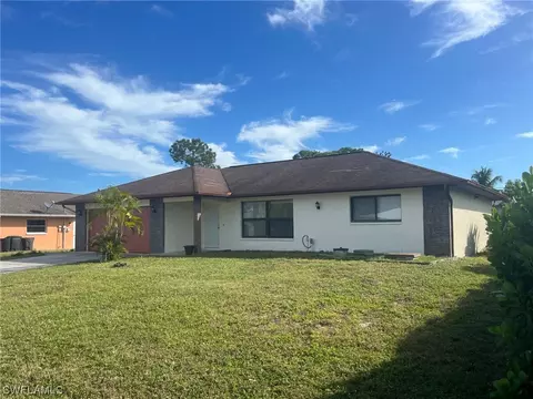 17429 Delaware Rd, Fort Myers, FL 33967