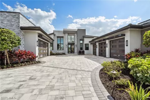 10480 Trevi Isle Way, Miromar Lakes, FL 33913