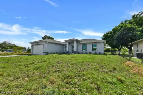 1103 Gifford Ave S, Lehigh Acres, FL 33936