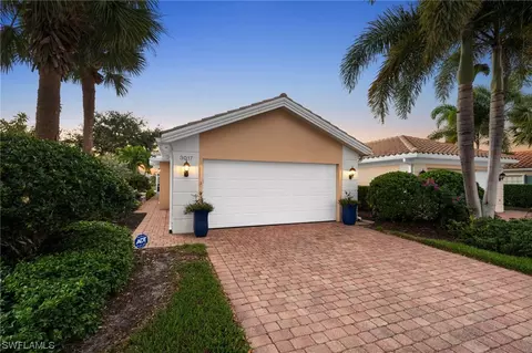 3017 Futuna Ln, Naples, FL 34119