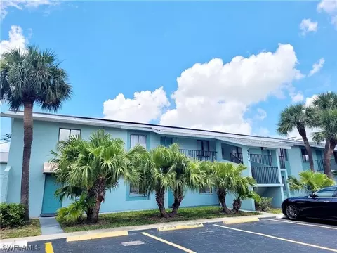 4904 Vincennes Ct #105, Cape Coral, FL 33904