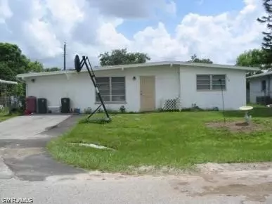 2212 Barry Dr, Fort Myers, FL 33907