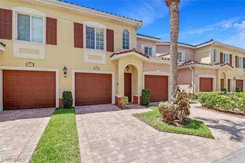 10017 Villagio Gardens Ln #204, Estero, FL 33928