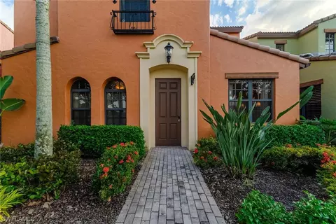11945 Alegria St #902, Fort Myers, FL 33912