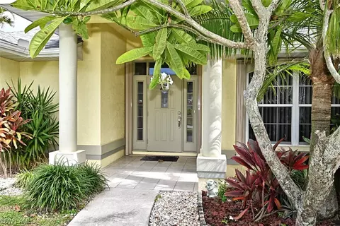 4119 SW 17th Pl, Cape Coral, FL 33914
