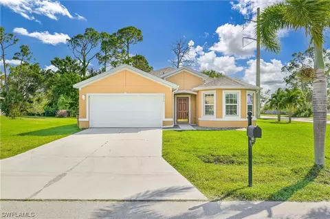 1926 SW 18th Ter, Cape Coral, FL 33991