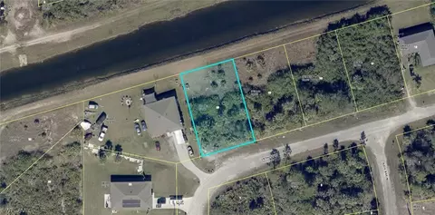 2920 28th St W, Lehigh Acres, FL 33971