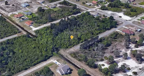 2703 35th St SW, Lehigh Acres, FL 33976