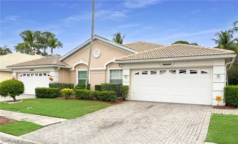 7738 Bay Lake Dr, Fort Myers, FL 33907