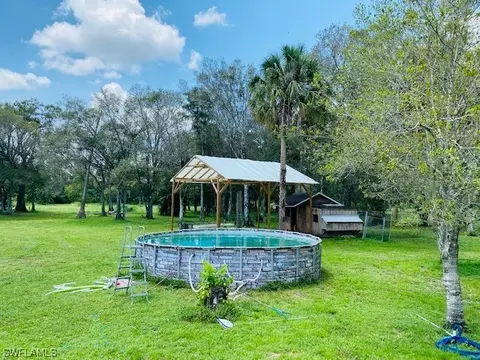 291 22nd St NE, Naples, FL 34120 photo 4