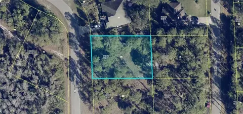 733 Bennington Dr, Lehigh Acres, FL 33974